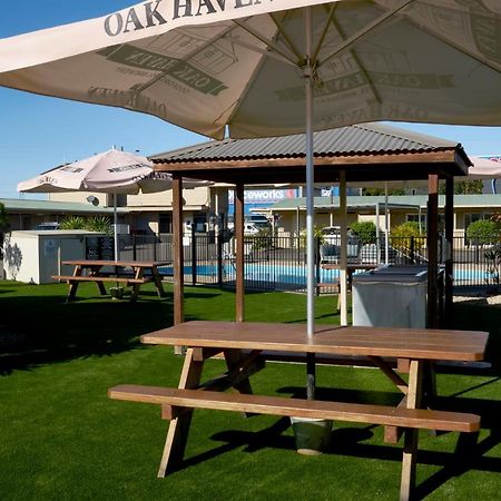 Ashwood Motel Gosford Bagian luar foto