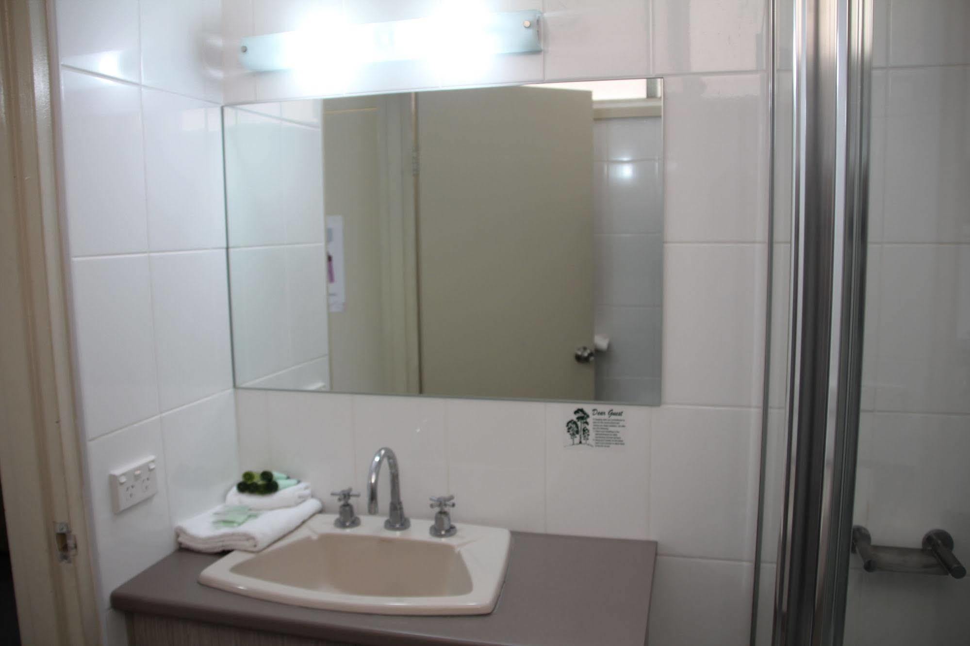 Ashwood Motel Gosford Bagian luar foto